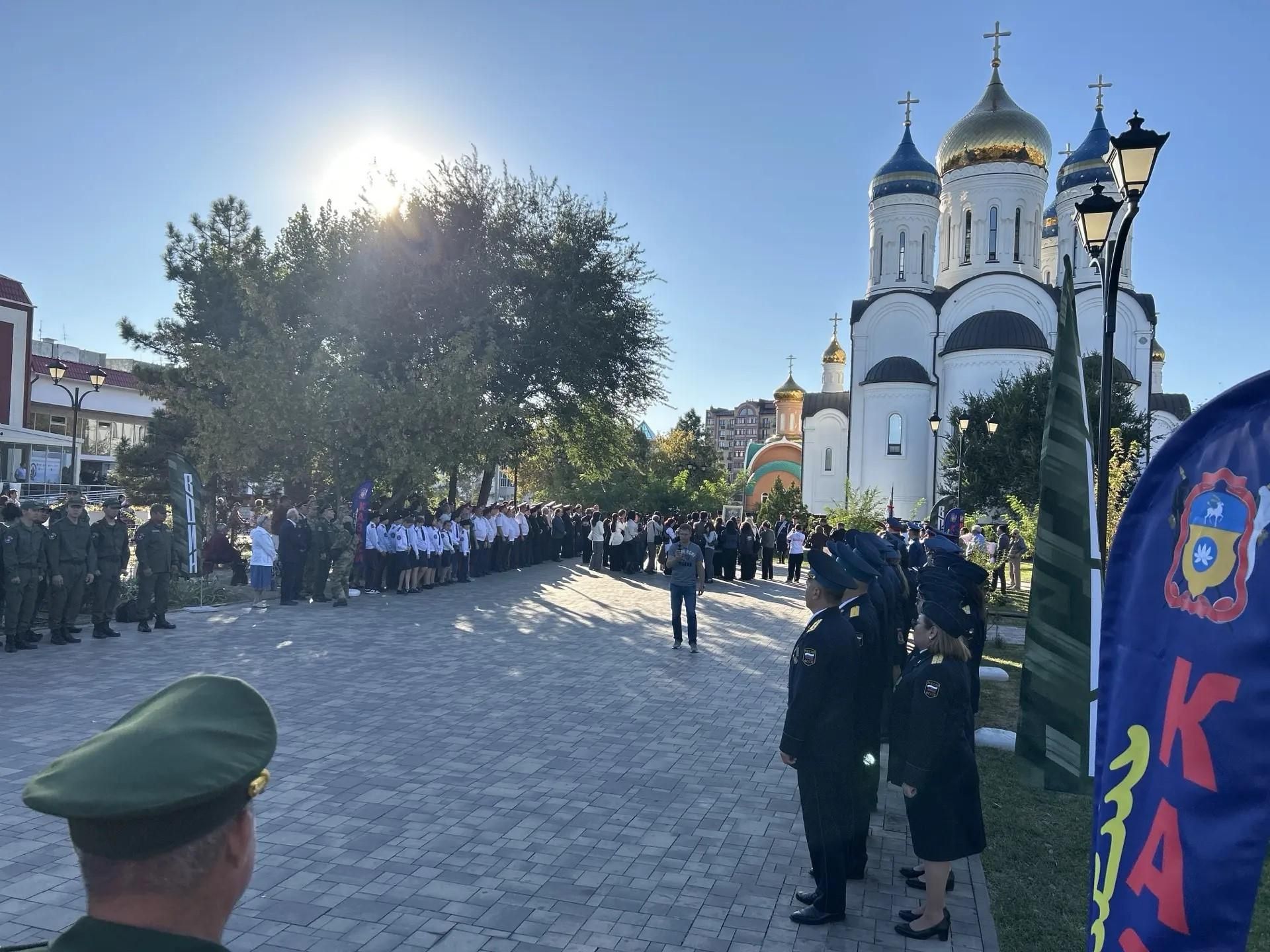 Построение казаков Калмыцкого казачьего округа Всевеликого войска Донского и силовых подразделений в Элисте Построение казаков Калмыцкого казачьего округа Всевеликого войска Донского и силовых подразделений в Элисте - РИА Новости, 1920, 09.09.2026