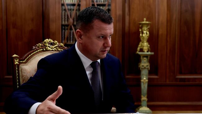 Первый заместитель министра внутренних дел России генерал-полковник полиции Андрей Кикоть во время встречи с президентом РФ Владимиром Путиным