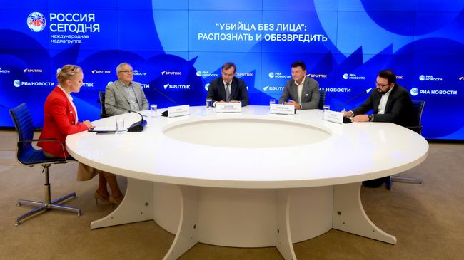 Круглый стол, посвященный Всемирному дню борьбы с сепсисом, в международном мультимедийном пресс-центре Россия сегодня в Москве. 11 сентября 2026