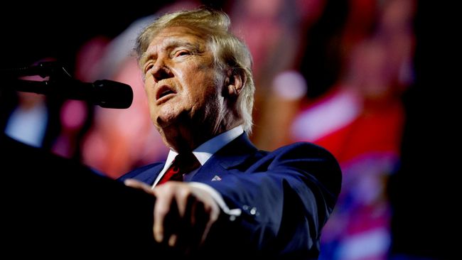 Президент США Дональд Трамп Президент США Дональд Трамп