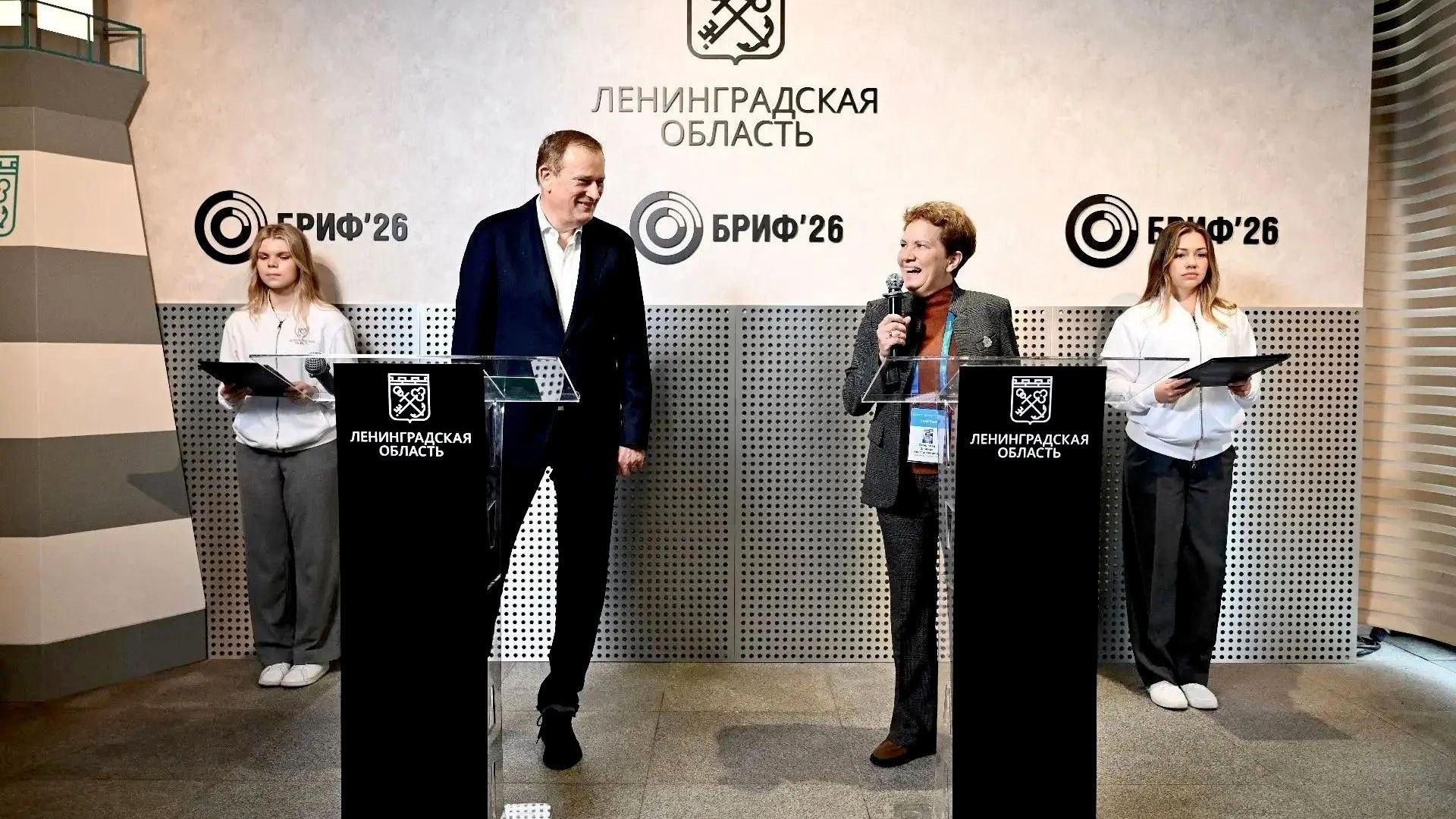 Губернатор Ленинградской области Александр Дрозденко во время Балтийского регионального инвестиционного форума Губернатор Ленинградской области Александр Дрозденко во время Балтийского регионального инвестиционного форума - РИА Новости, 1920, 11.09.2026