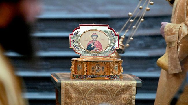 Ковчег с частицей мощей Дмитрия Донского