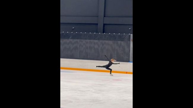 Четверной тулуп Александры Игнатовой (Трусовой) на тренировке