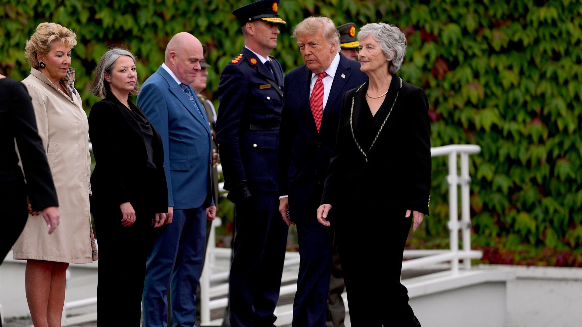 Президент США Дональд Трамп и президент Ирландии Кэтрин Коннолли во время встречи в Дублине. 12 сентября 2026 Президент США Дональд Трамп и президент Ирландии Кэтрин Коннолли во время встречи в Дублине. 12 сентября 2026 - РИА Новости, 1920, 12.09.2026