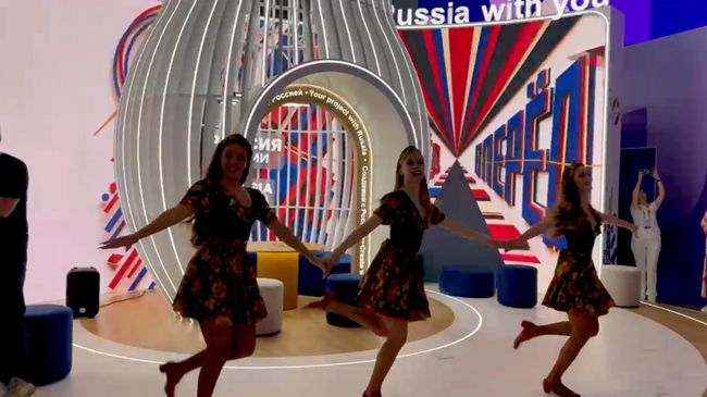 Открытие стенда Россорудничества на фестивале молодежи Открытие стенда Россорудничества на фестивале молодежи