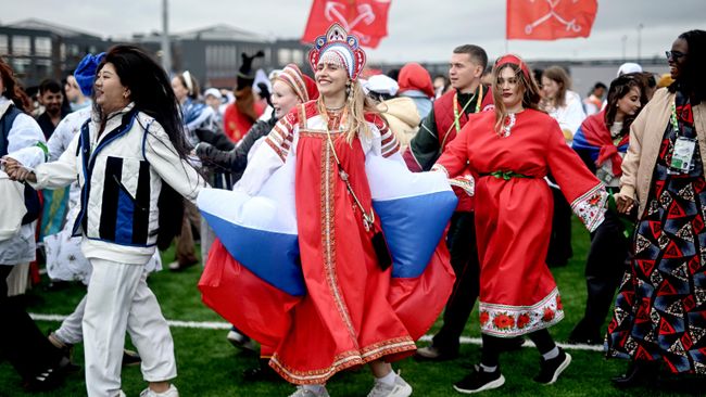 Участники Международного фестиваля молодежи в Екатеринбурге