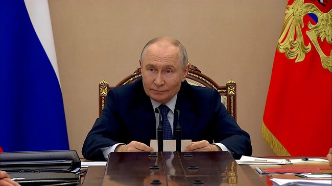 Совещание по экономическим вопросам с участием Владимира Путина