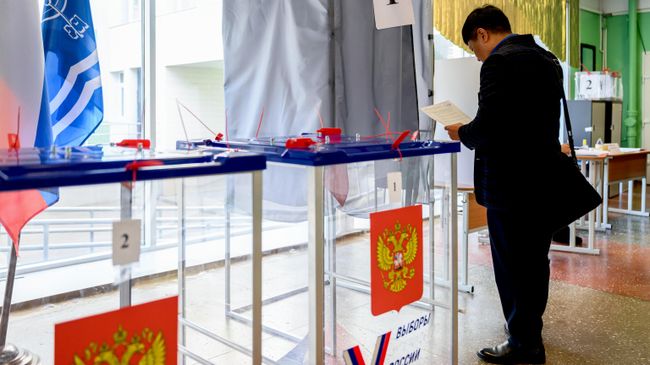 Голосование на избирательном участке 