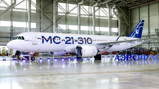 Импортозамещенный российский самолет МС-21-310