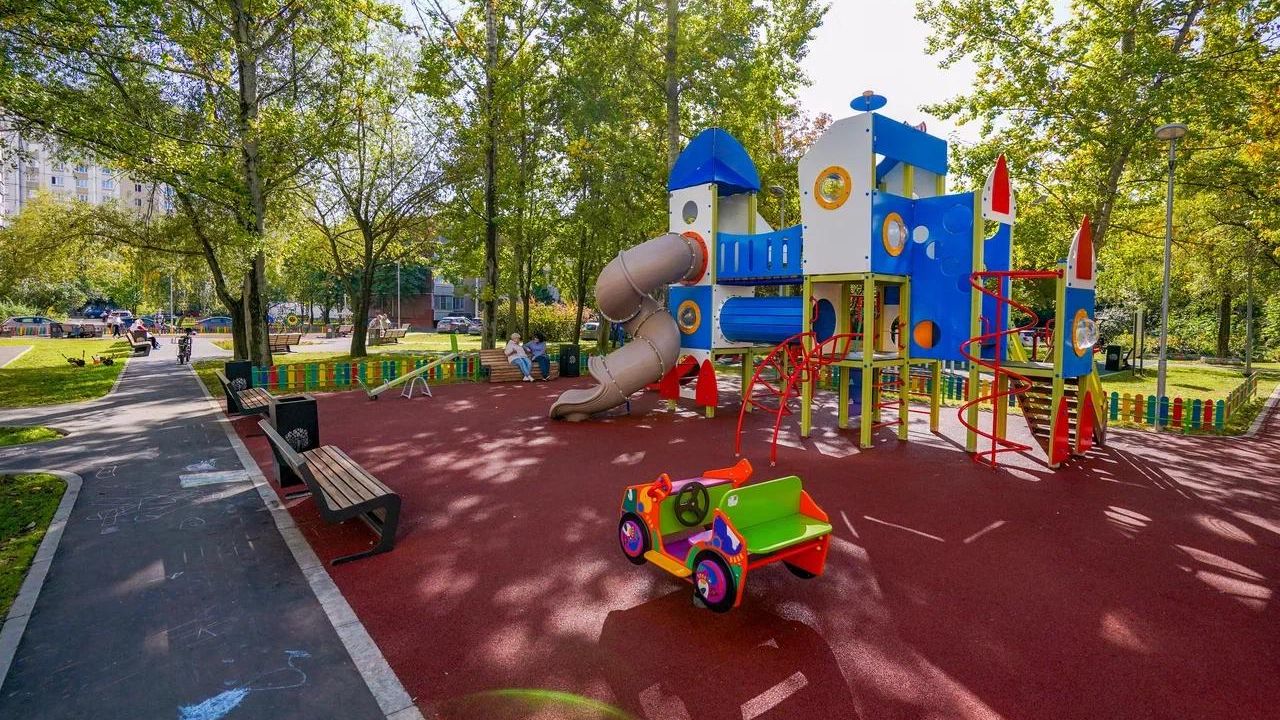 Космический игровой городок в районе Марьино в Москве Космический игровой городок в районе Марьино в Москве - РИА Новости, 1920, 18.09.2026