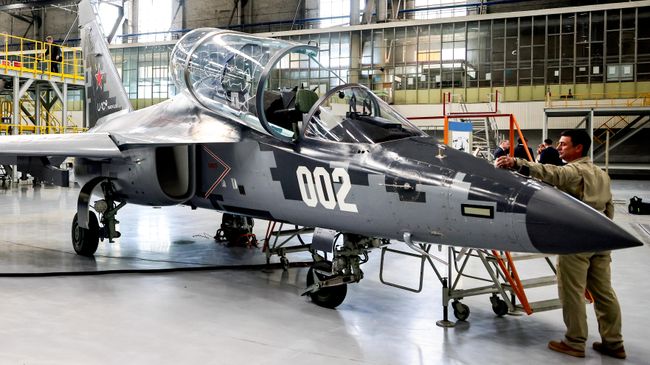 На Як-130М увеличат вероятность поражения дрона