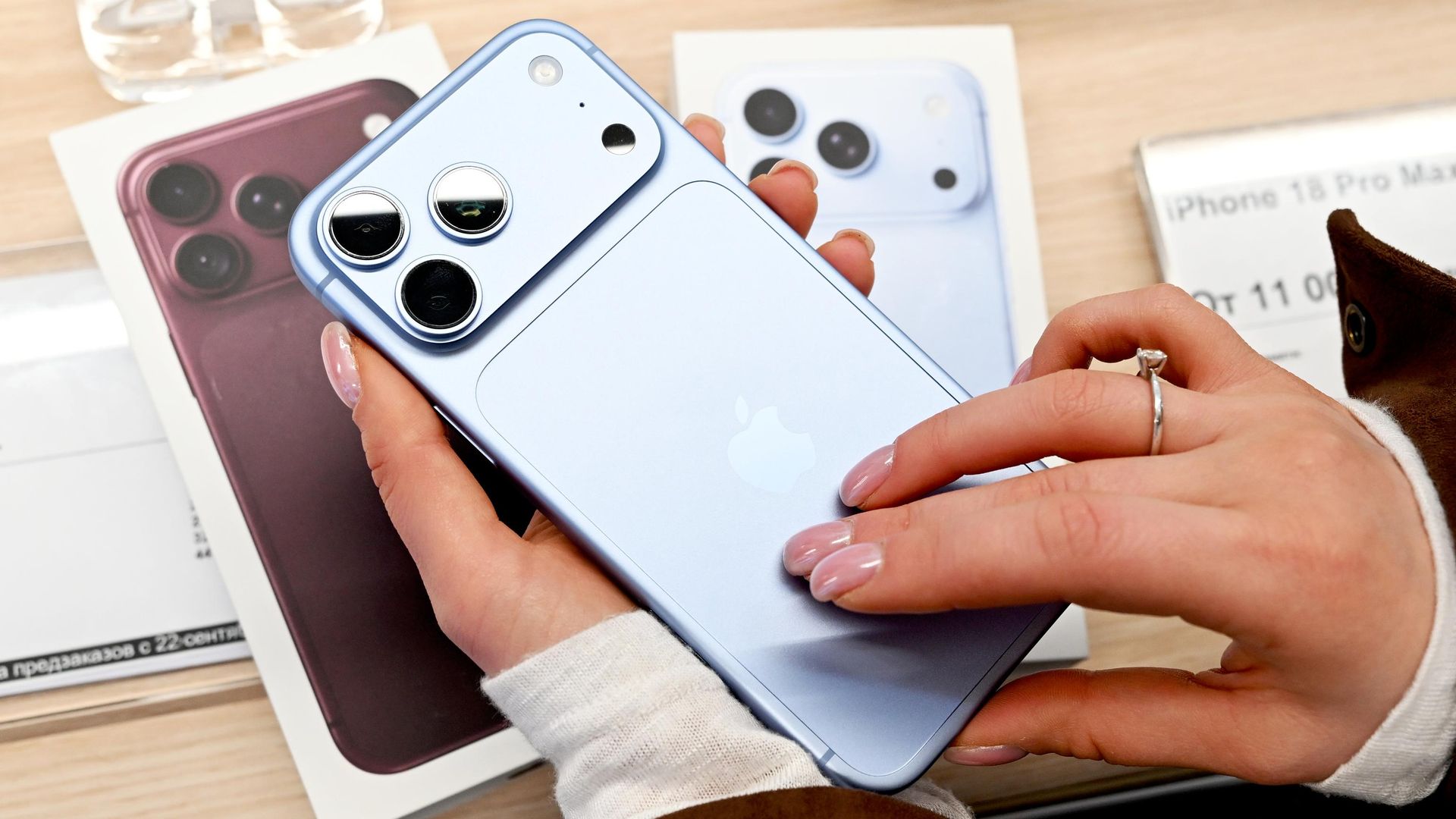 МТС откроет продажи новых моделей iPhone в ноябре