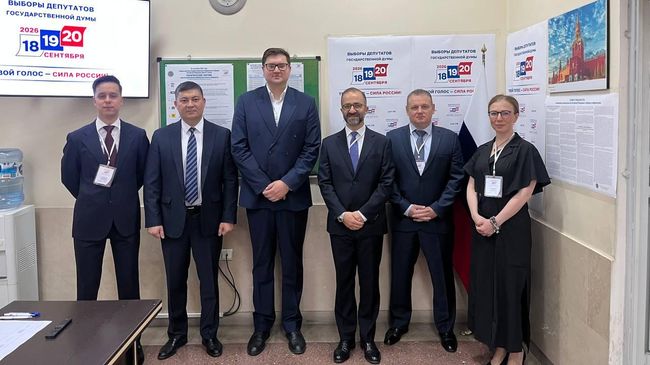 Избирательный участок в Иране 