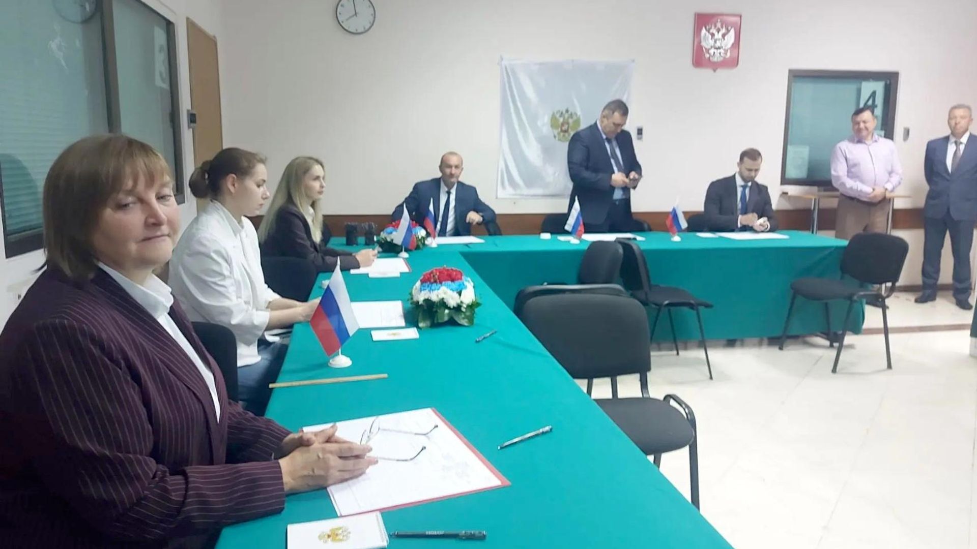 Избирательный участок на территории посольства России в Кишиневе Избирательный участок на территории посольства России в Кишиневе - РИА Новости, 1920, 20.09.2026