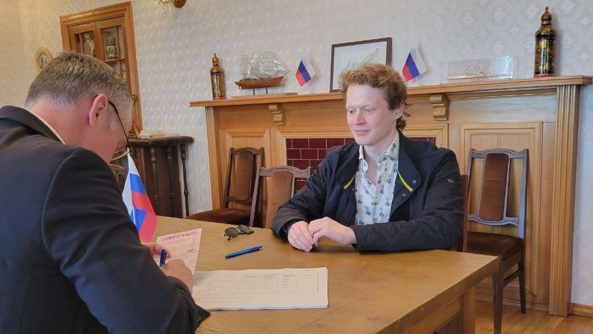 Избирательный участок для голосования на выборах депутатов Государственной думы Федерального собрания России в посольстве РФ в Веллингтоне - РИА Новости, 1920, 20.09.2026