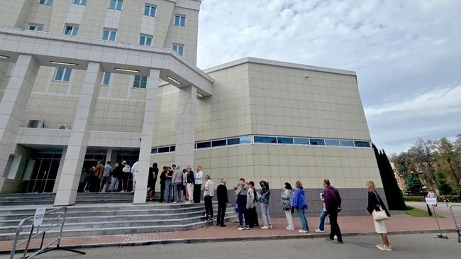 Очередь на избирательном участке в Минске