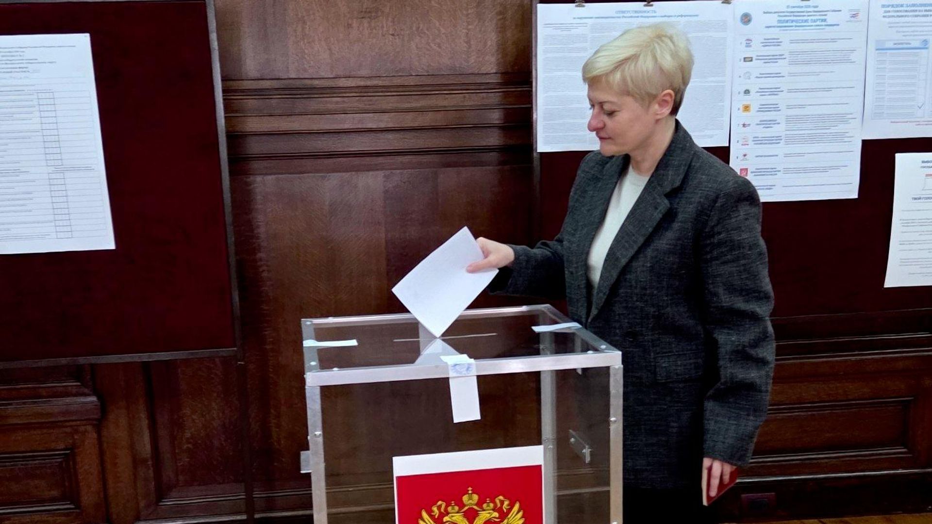 Голосование на выборах депутатов Государственной думы РФ в Аргентине Голосование на выборах депутатов Государственной думы РФ в Аргентине - РИА Новости, 1920, 20.09.2026