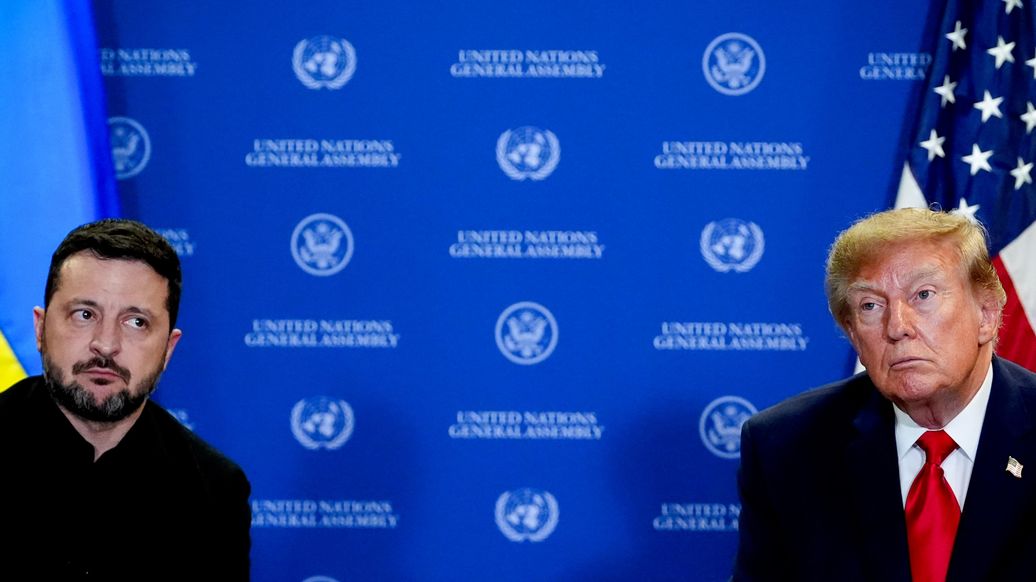 "Убрать этого клоуна". Атака Трампа на Зеленского вызвала изумление в Сети