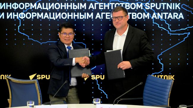 Подписание соглашения об обмене информации Sputnik и Antara 