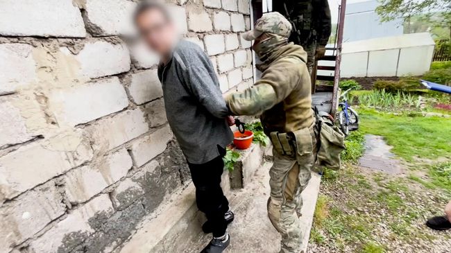 Кадры задержания членов преступной группы, организовавшей масштабный канал незаконной миграции