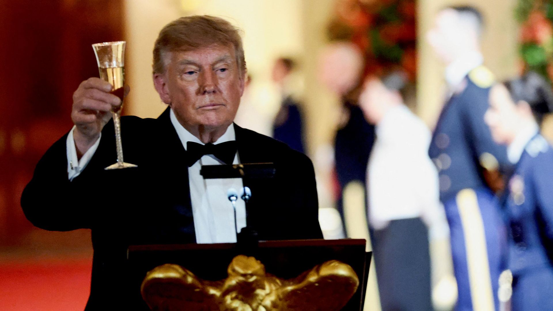 Президент США Дональд Трамп произносит тост во время государственного ужина в честь председателя КНР Си Цзиньпина в Белом доме в Вашингтоне. 24 сентября 2026 Президент США Дональд Трамп произносит тост во время государственного ужина в честь председателя КНР Си Цзиньпина в Белом доме в Вашингтоне. 24 сентября 2026 - РИА Новости, 1920, 25.09.2026