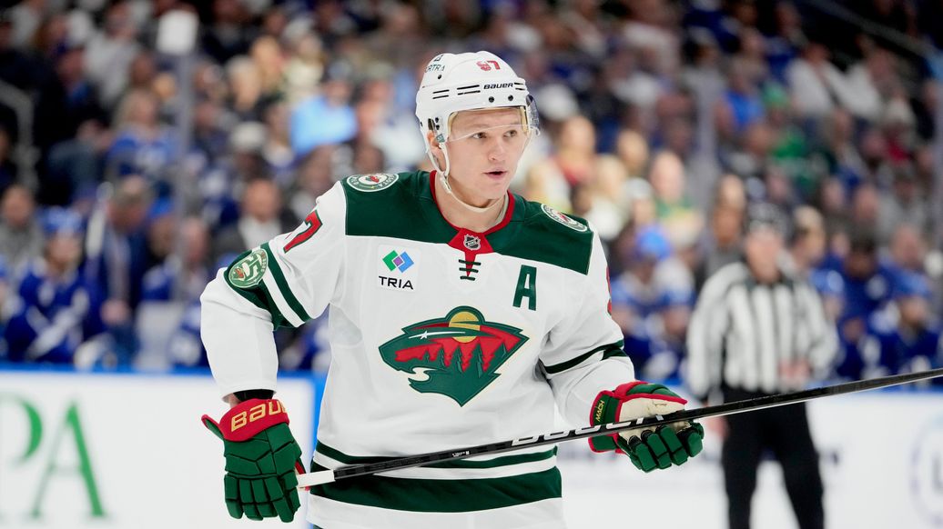 Капризов стал автором первого русского хет-трика в новом сезоне НХЛ