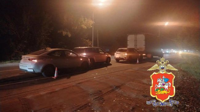 Последствия ДТП на 37-м километре Щелковского шоссе в Подмосковье. 27 сентября 2026