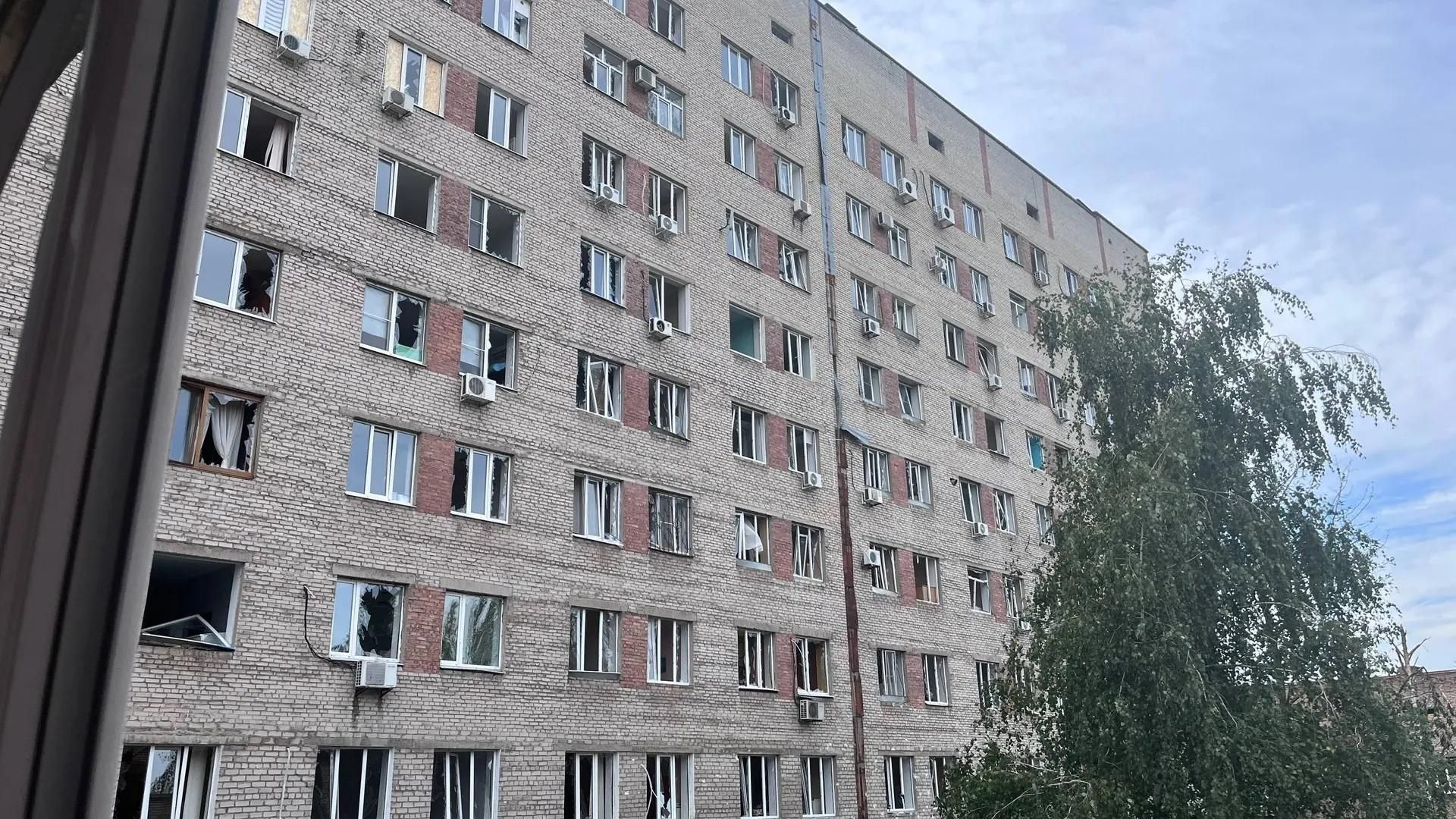 Последствия удара ВСУ по онкоцентру в Донецке - РИА Новости, 1920, 28.09.2026