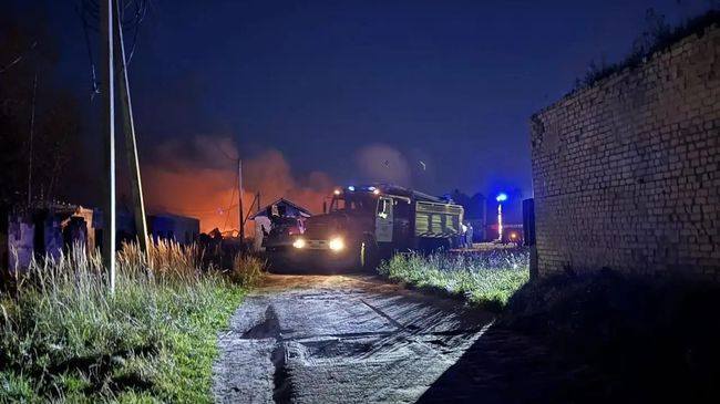 Пожар на заводе по производству петард в Ярославской области Пожар на заводе по производству петард в Ярославской области