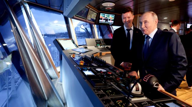 Рабочая поездка президента РФ Владимира Путина в Дальневосточный федеральный округ Рабочая поездка президента РФ Владимира Путина в Дальневосточный федеральный округ