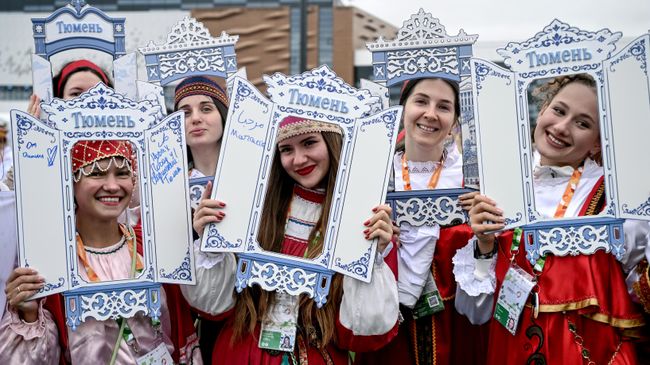 Участники Международного фестиваля молодежи в Екатеринбурге Участники Международного фестиваля молодежи в Екатеринбурге
