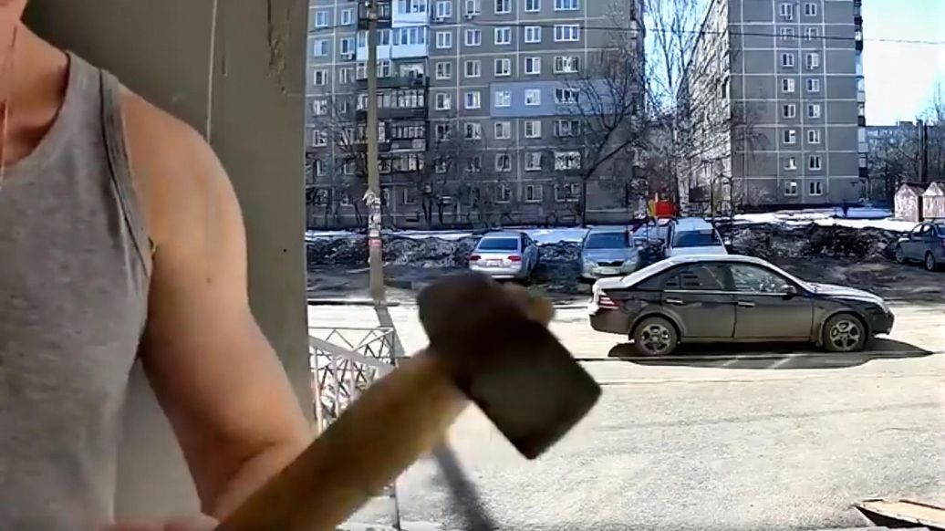 В Нижнем Новгороде мужчина повредил домофон, мешавший его частной жизни