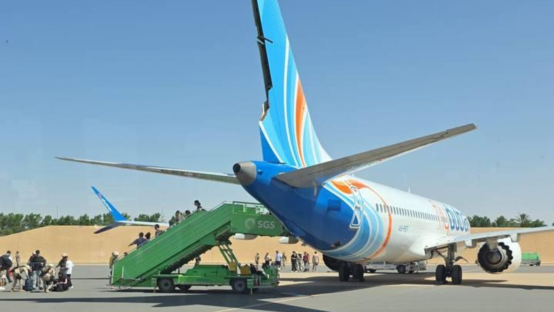 Самолет авиакомпании Flydubai, экстренно приземлившийся в Табуке, Саудовская Аравия Самолет авиакомпании Flydubai, экстренно приземлившийся в Табуке, Саудовская Аравия - РИА Новости, 1920, 01.10.2026