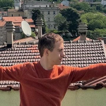 Богдан Рудяк, преподаватель хатха-йоги Богдан Рудяк, преподаватель хатха-йоги