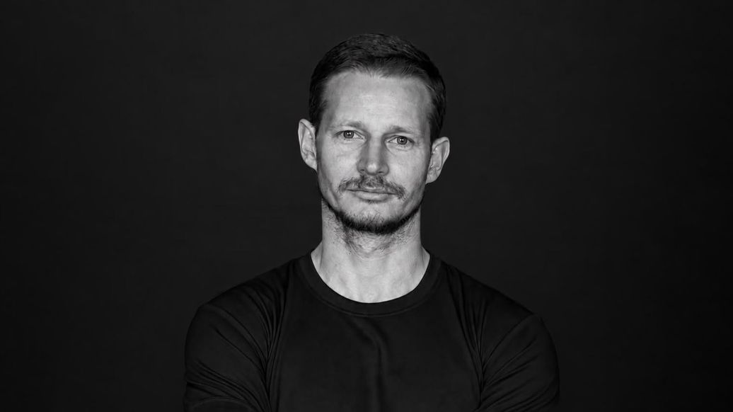Умер каскадер Олег Наумов, работавший в фильме "Союз спасения"