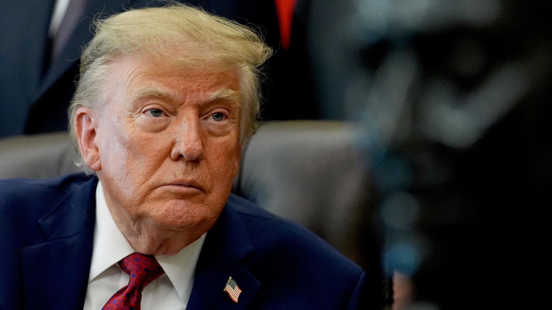 Президент США Дональд Трамп в Овальном кабинете Белого дома. 1 октября 2026 - РИА Новости, 1920, 01.10.2026