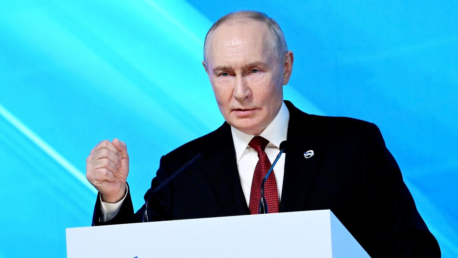 Президент России Владимир Путин выступает на пленарной сессии XXIII ежегодного заседания Международного дискуссионного клуба Валдай Президент России Владимир Путин выступает на пленарной сессии XXIII ежегодного заседания Международного дискуссионного клуба Валдай - РИА Новости, 1920, 02.10.2026
