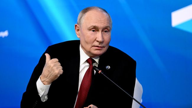 Путин: классические партийные системы меньше отражают социальную структуру