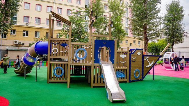 Детская площадка с морской тематикой в Москве