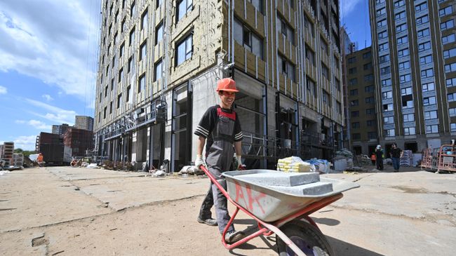 Эксперты: покупатели новостроек в Москве могут переключиться на Подмосковье