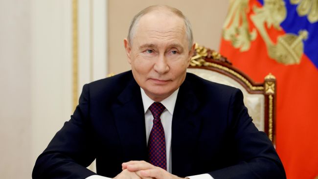 Путин поддержал идею по подготовке рекомендаций ЮНЕСКО по правам педагогов