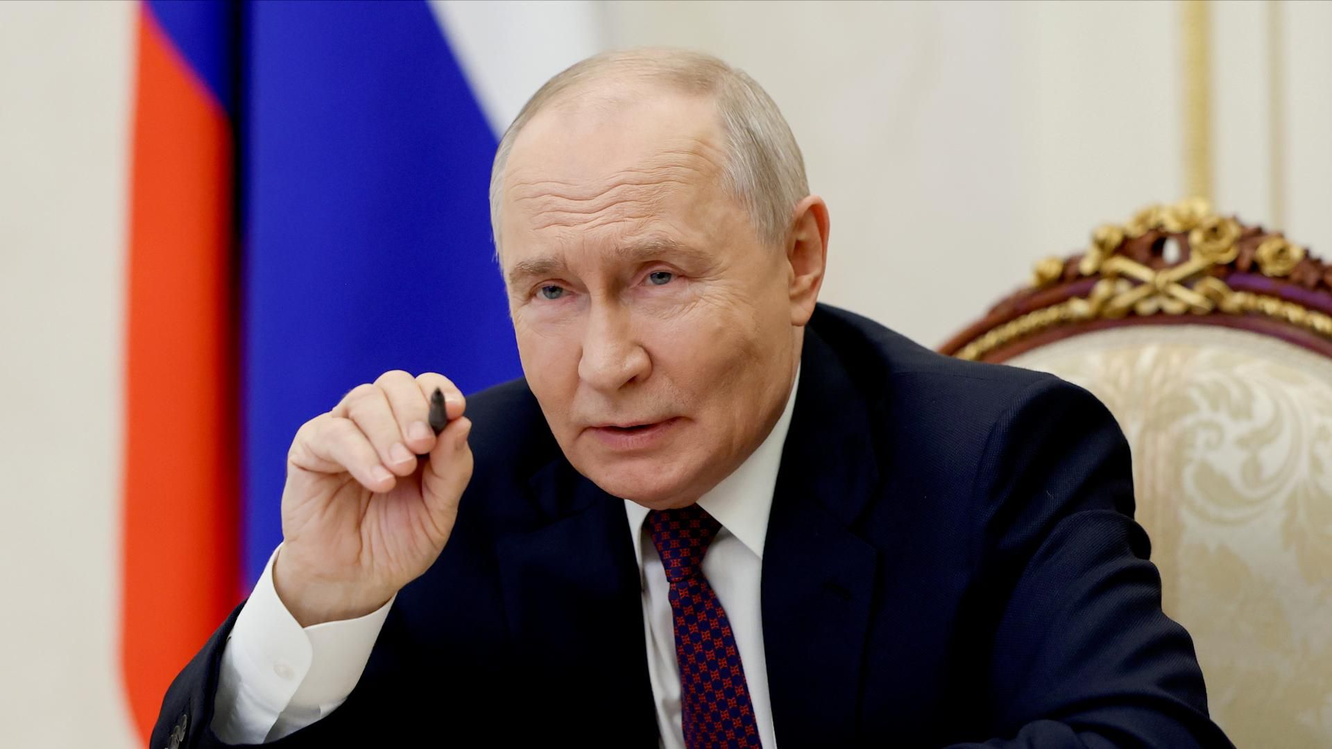Путин о создании в России нейросети в сфере образования - РИА Новости, 1920, 05.10.2026