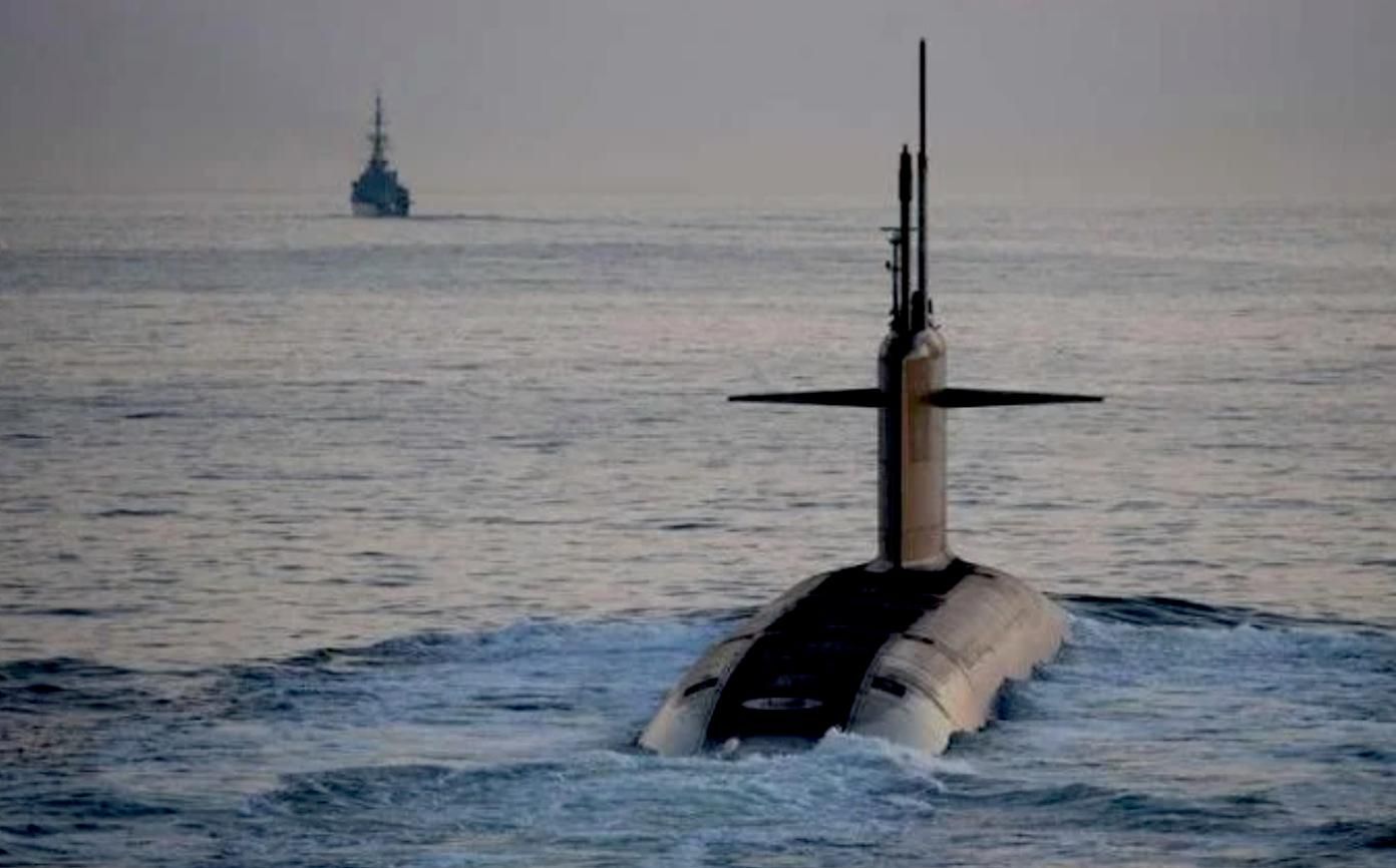 Французская подводная лодка с ракетами M51 Французская подводная лодка с ракетами M51 - РИА Новости, 1920, 12.10.2026