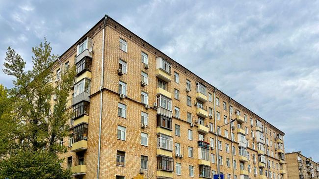 Дом 19 на 2-й улице Синичкина в Москве