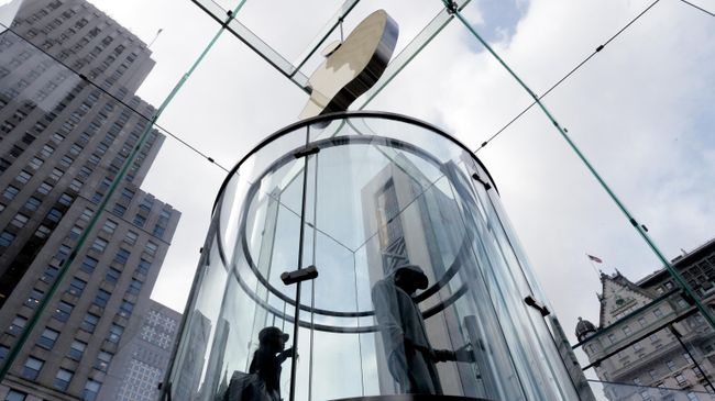 Фирменный магазин Apple на 5-й авеню в Нью-Йорке.