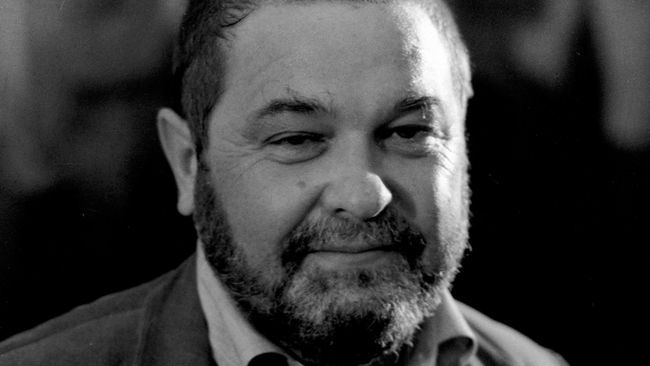 Писатель Юлиан Семенов