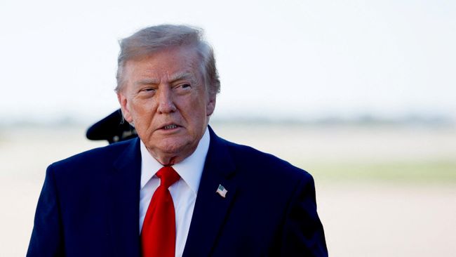 Президент США Дональд Трамп Президент США Дональд Трамп