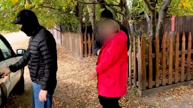  Задержание двух россиян за подготовку провокаций на выборах