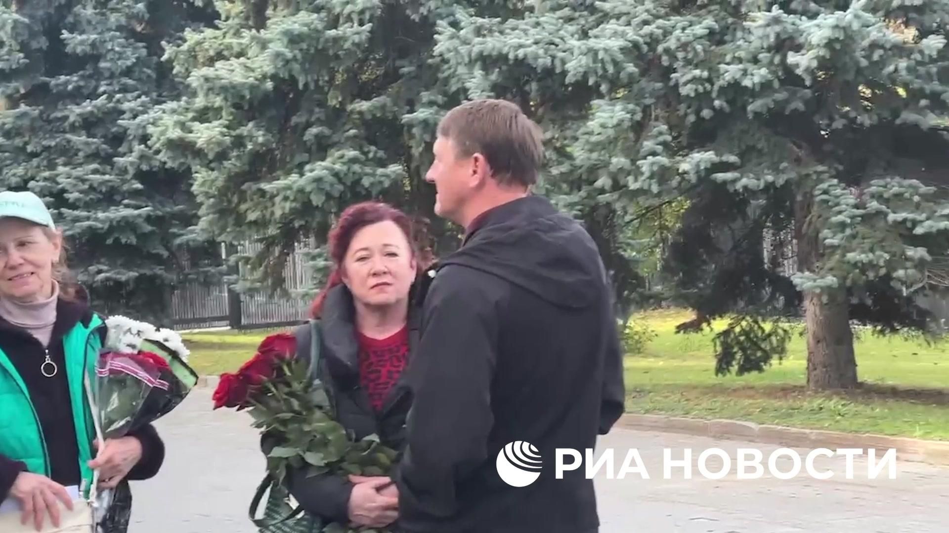 Десятки людей собираются на церемонию прощания с Кашпировским - РИА Новости, 1920, 08.10.2026