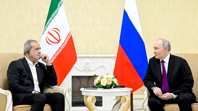 Владимир Путин на встрече с президентом Ирана Масудом Пезешкианом